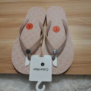 Calvin Klein Light Pink Sarmina Thong Sandals Women's Size 7 🆕